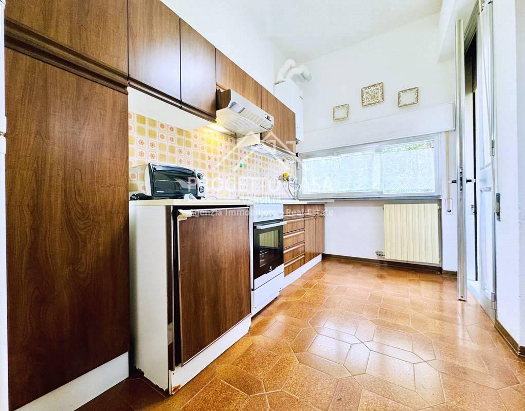 Vendita Appartamento, Camaiore foto