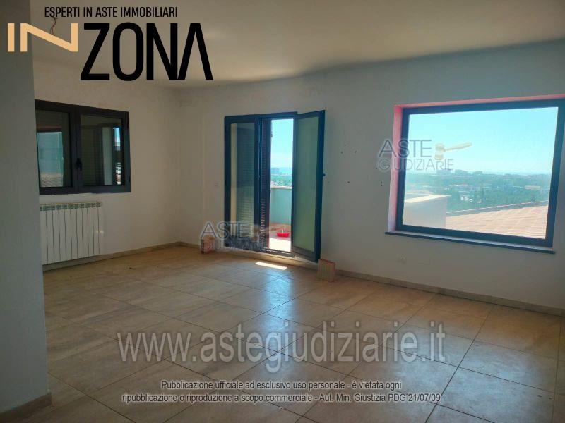 Vendita Trivani, Citta Sant'Angelo foto