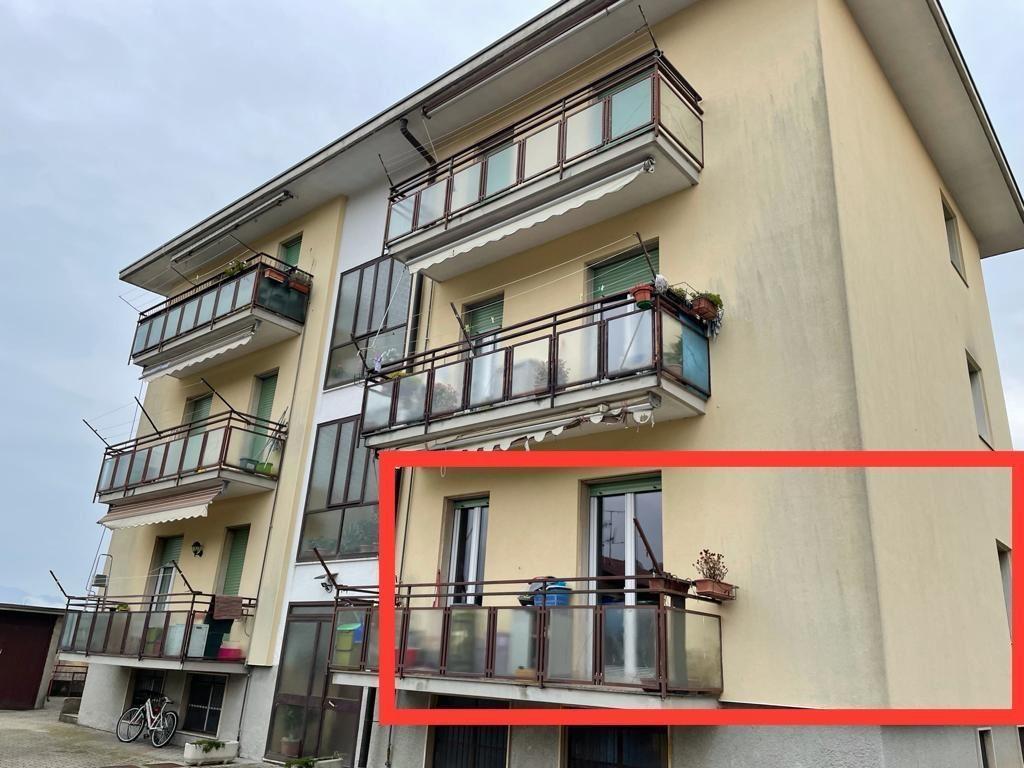Affitto Appartamento, Azzate foto