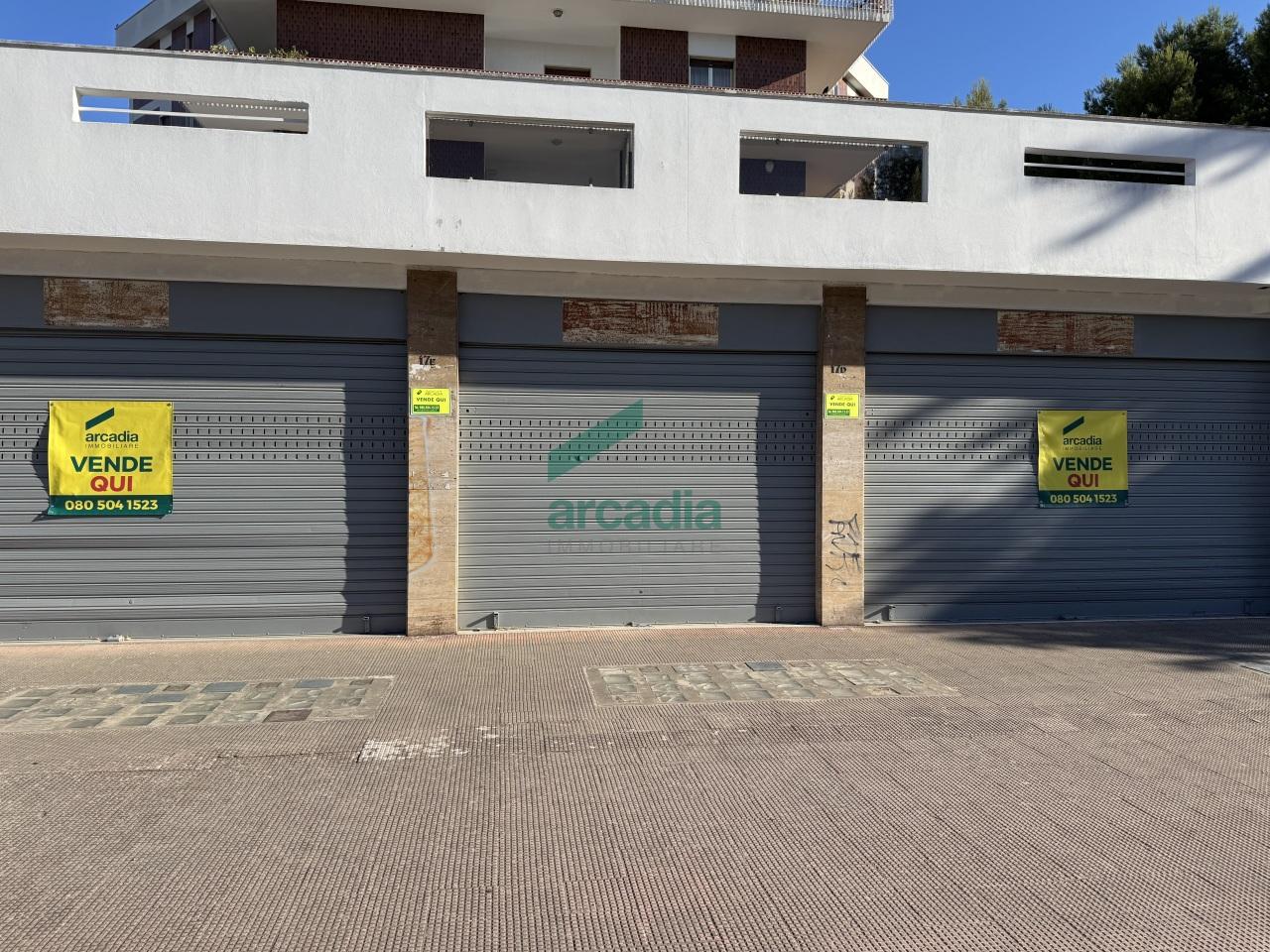 Vendita Commerciale C, Bari Vendita Commerciale C, Bari foto