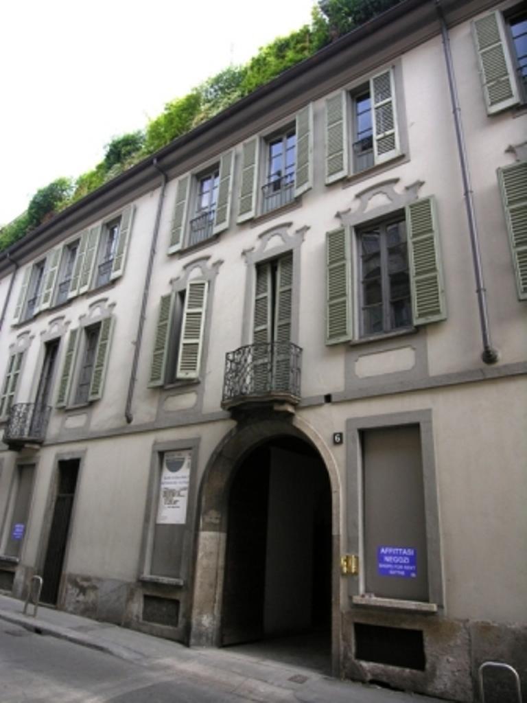 Affitto Negozio, Milano foto