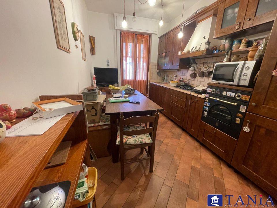 Vendita Quadrivani, Carrara foto