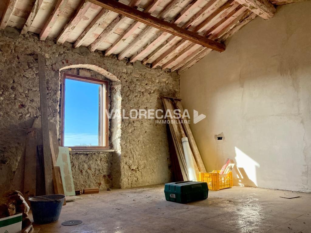 Vendita Trivani, Carrara foto