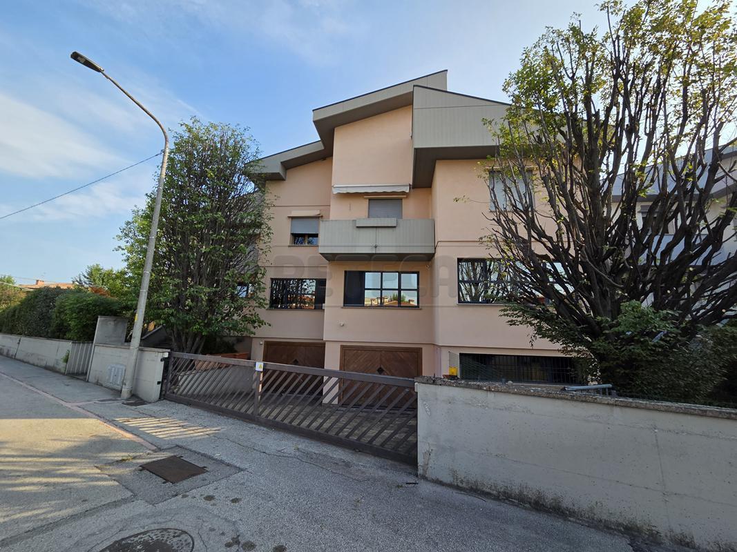 Vendita Multivani, Torri di Quartesolo foto