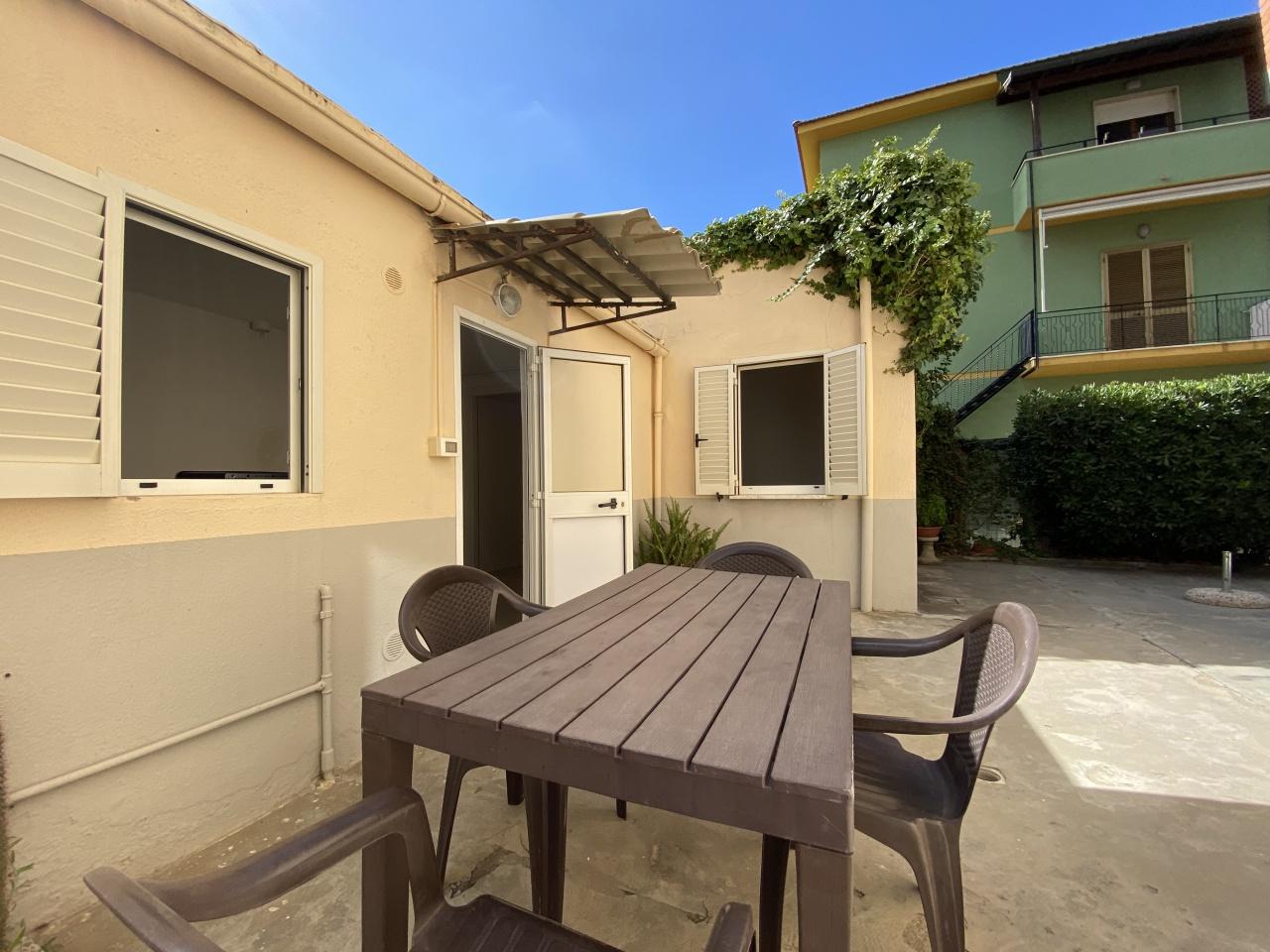 Vendita Bivani, Follonica Vendita Bivani, Follonica foto