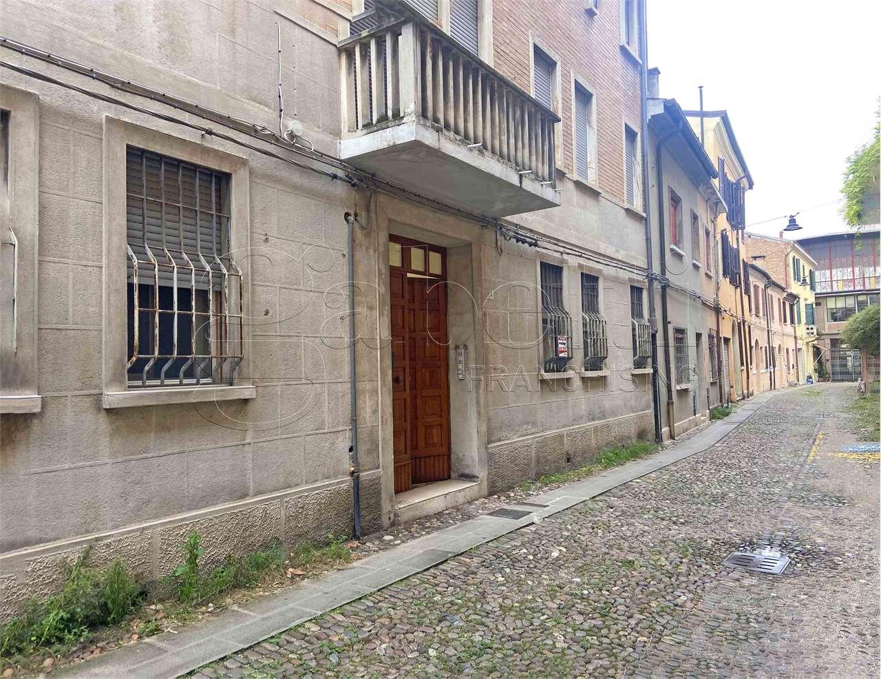 Vendita vendita, Ferrara foto