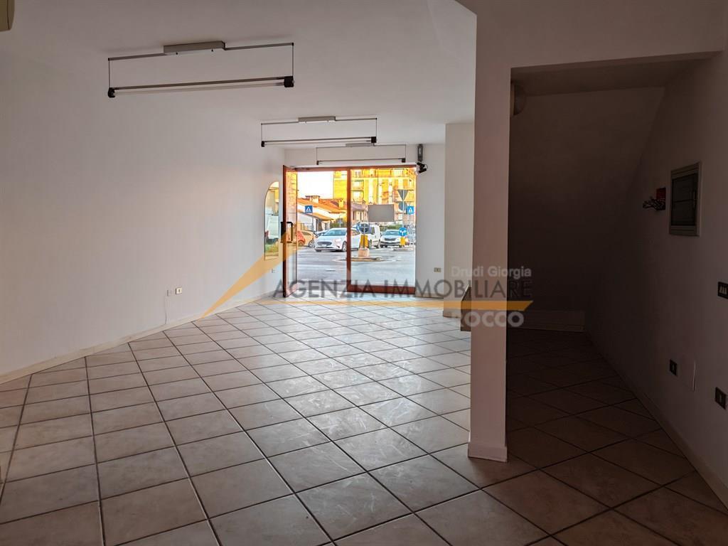 Vendita Negozio, Ravenna Vendita Negozio, Ravenna foto