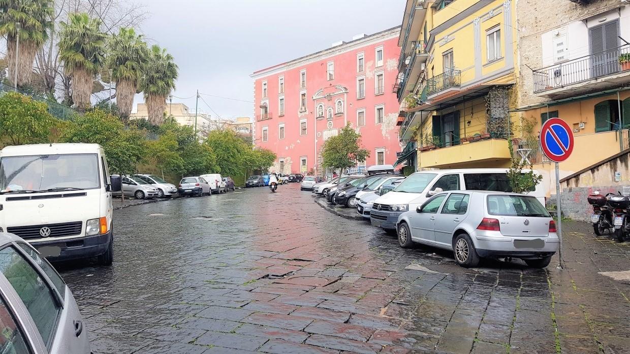 Vendita Trivani, Napoli foto