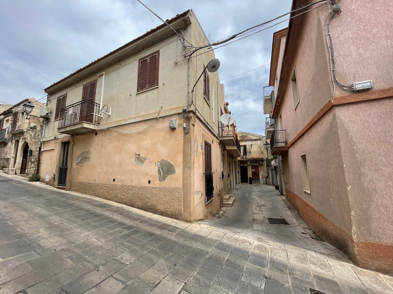 Vendita Esavani, Modica Vendita Esavani, Modica foto