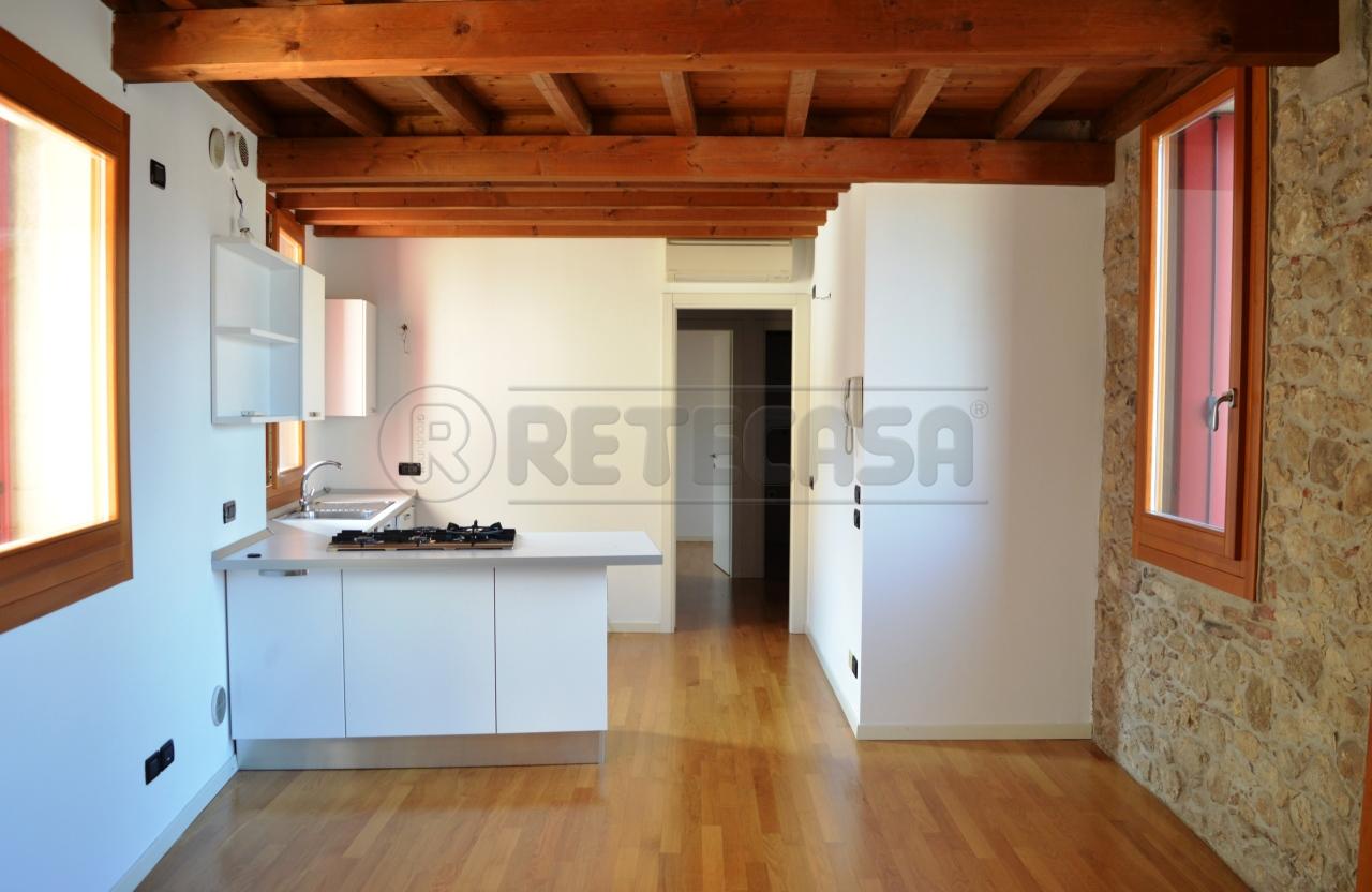 Vendita Esavani, Montecchio Maggiore foto