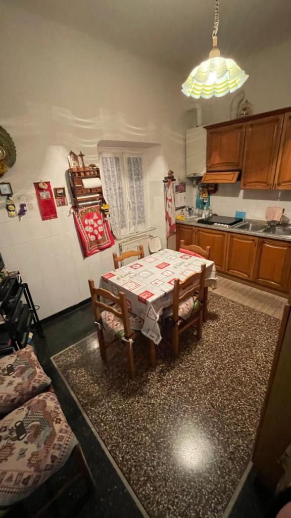 Vendita Pentavani, Genova foto