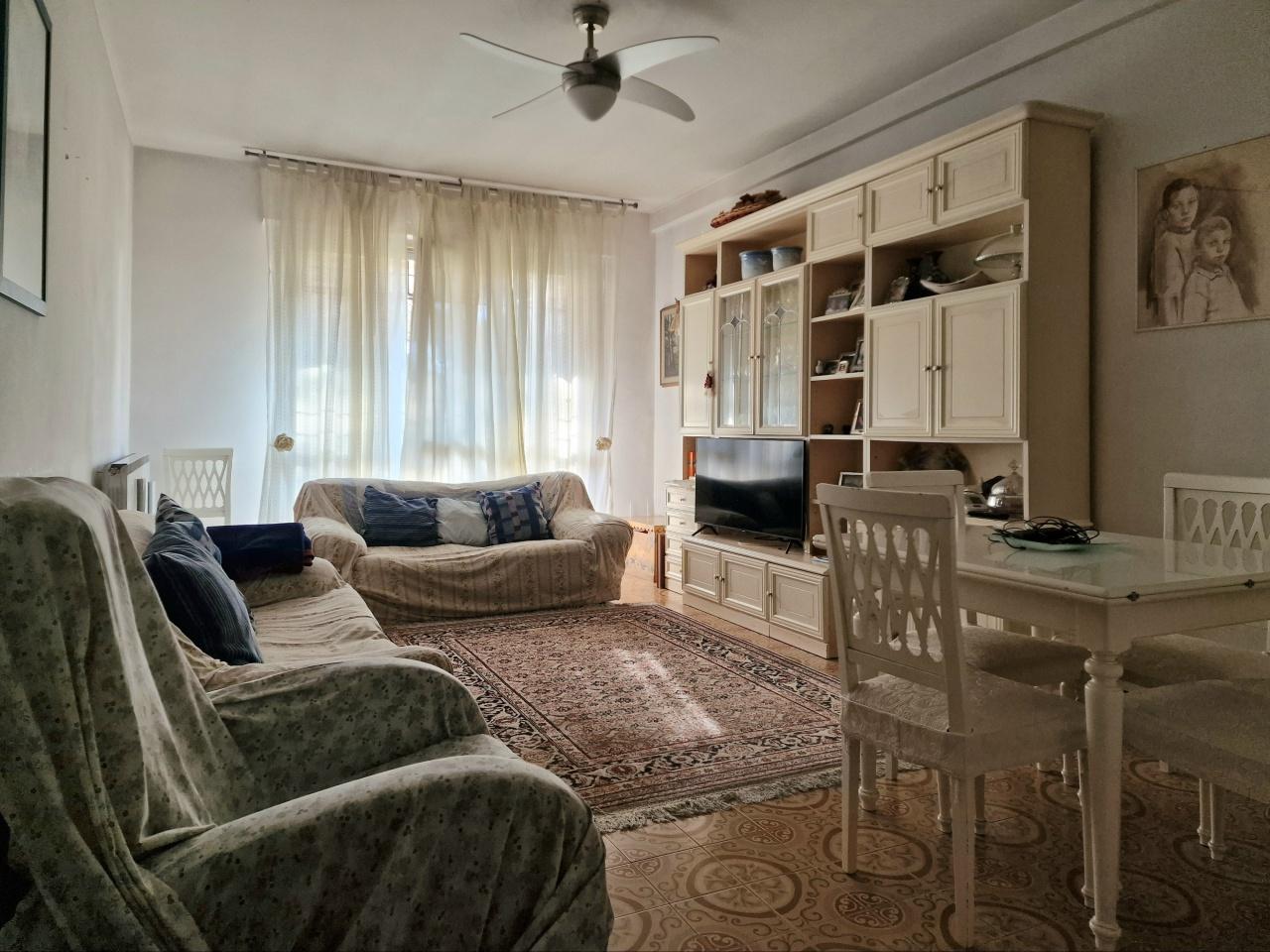 Vendita Quadrivani, Massa foto