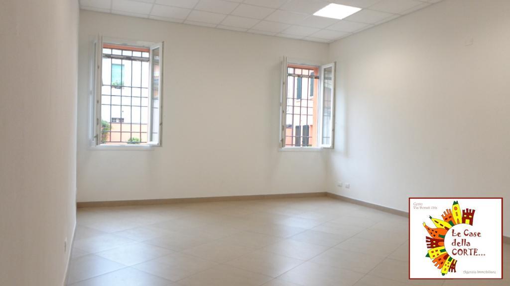 Affitto Negozio, Cento Affitto Negozio, Cento foto