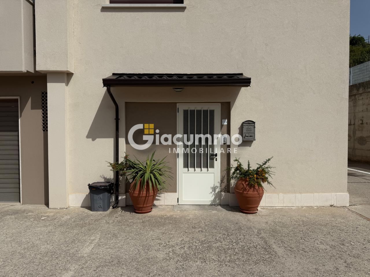 Vendita Appartamento, Avigliano foto