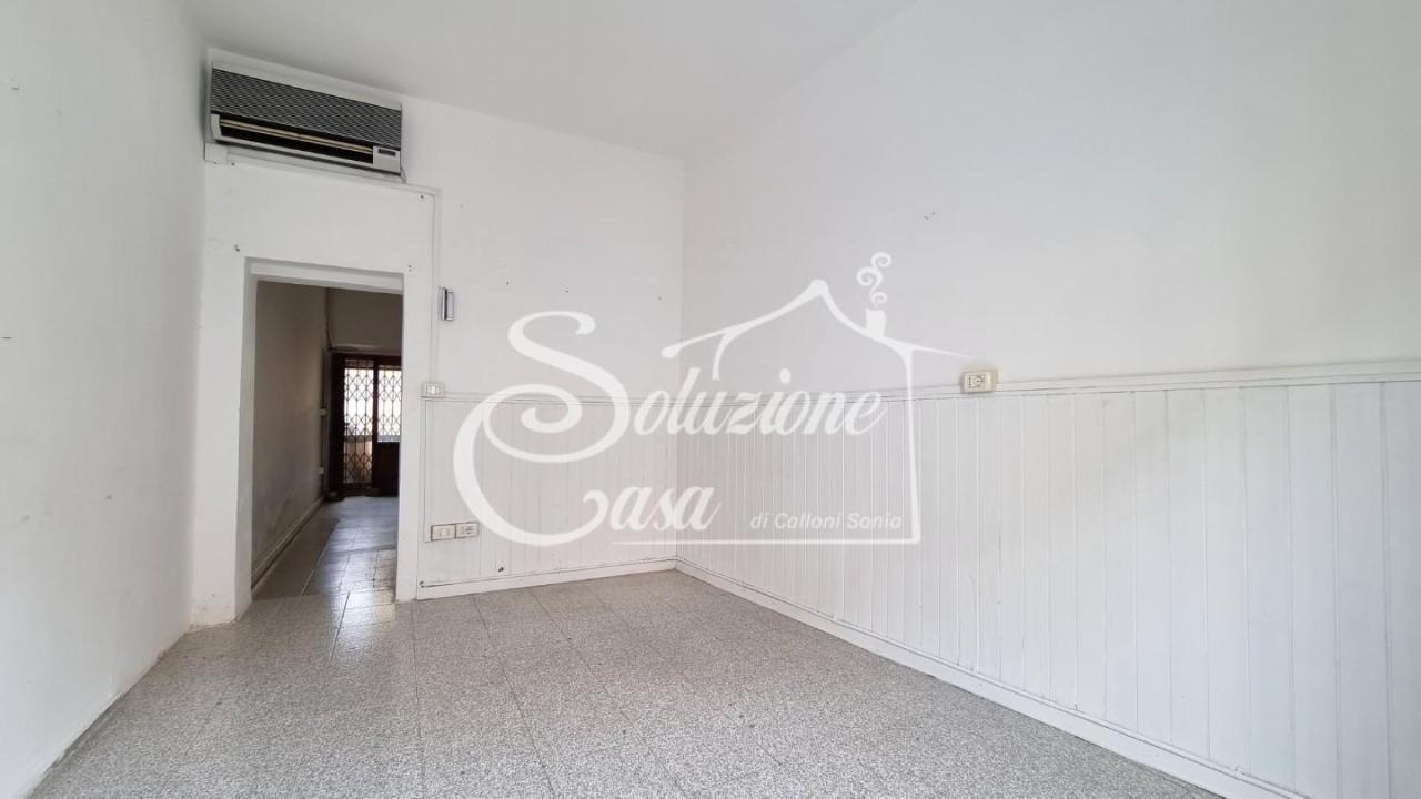 Vendita Locale commerciale, Collesalvetti foto