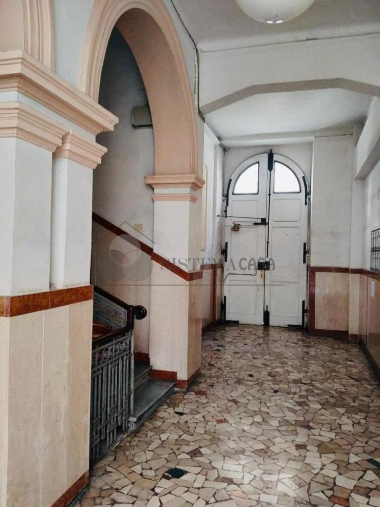 Vendita Esavani, La Spezia foto