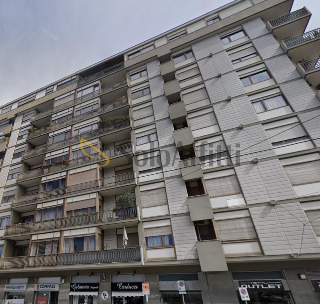 Renta Trivani, Torino foto