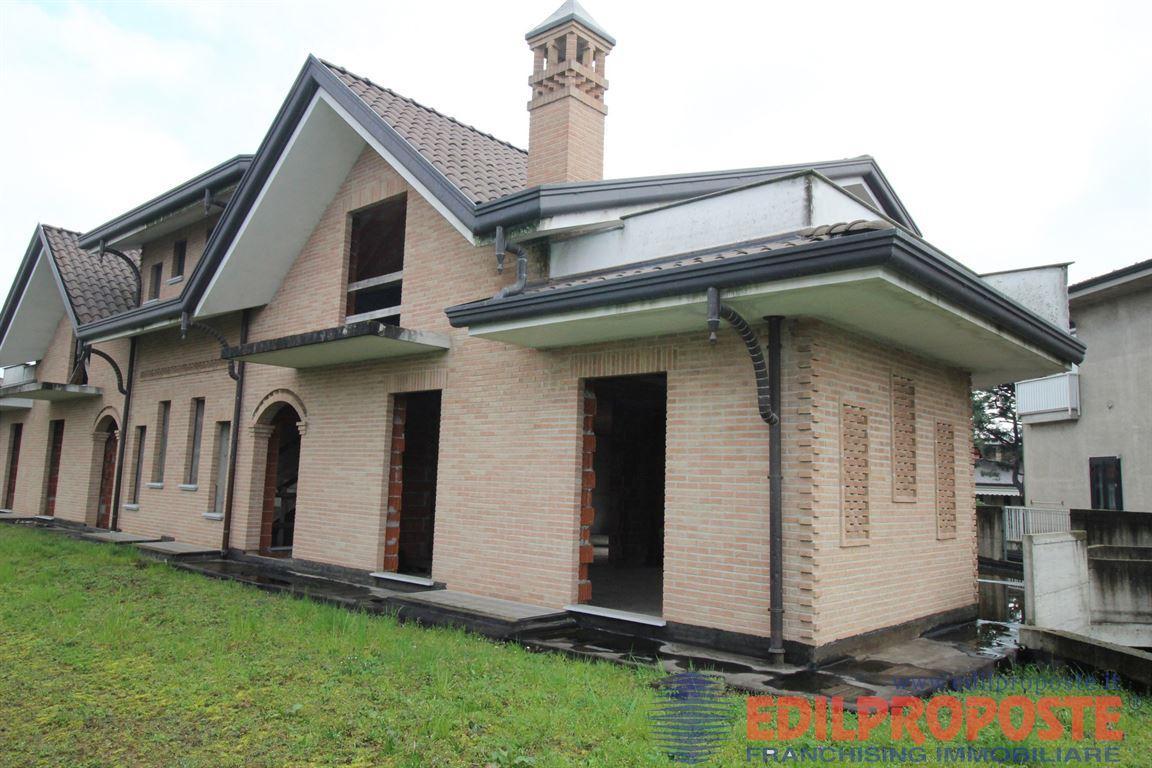 Vendita Villa bifamiliare, Misinto foto