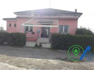 Vendita Locale commerciale, Goito