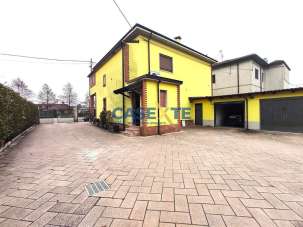 Vendita Villa bifamiliare, Arzago d'Adda