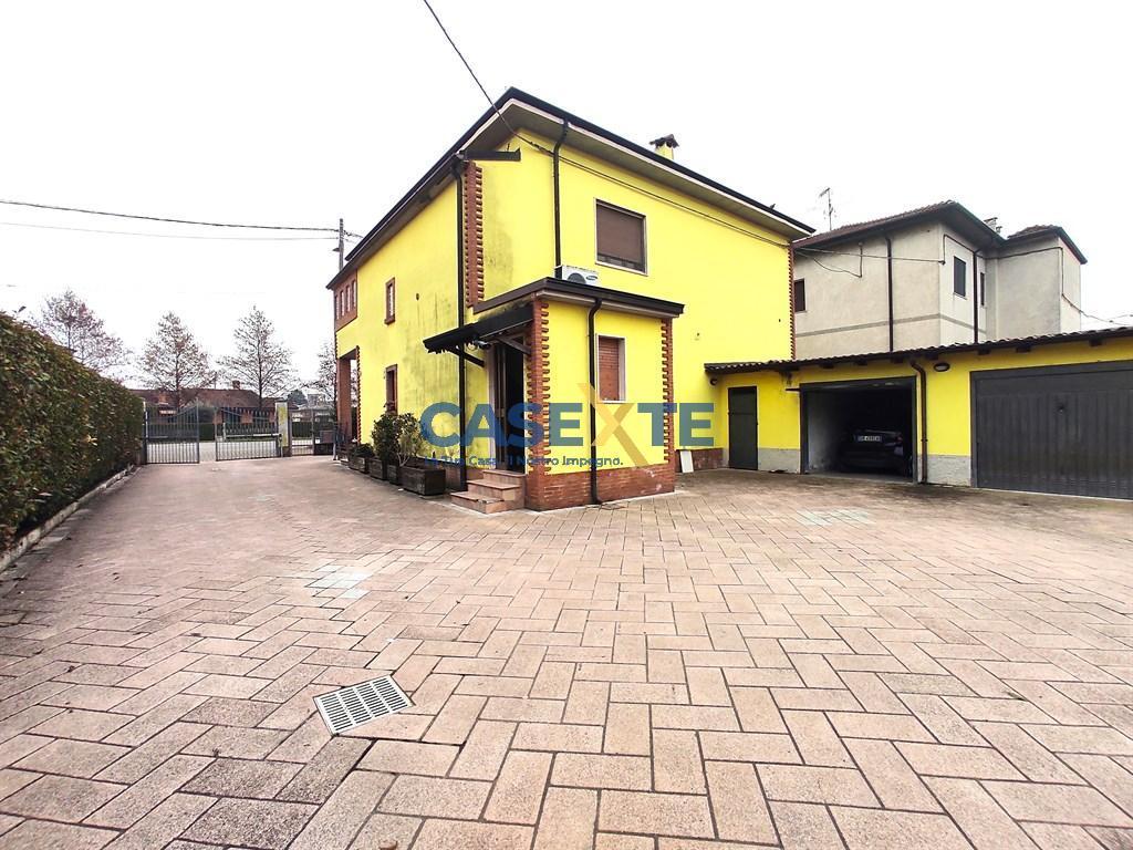 Vendita Villa bifamiliare, Arzago d'Adda foto
