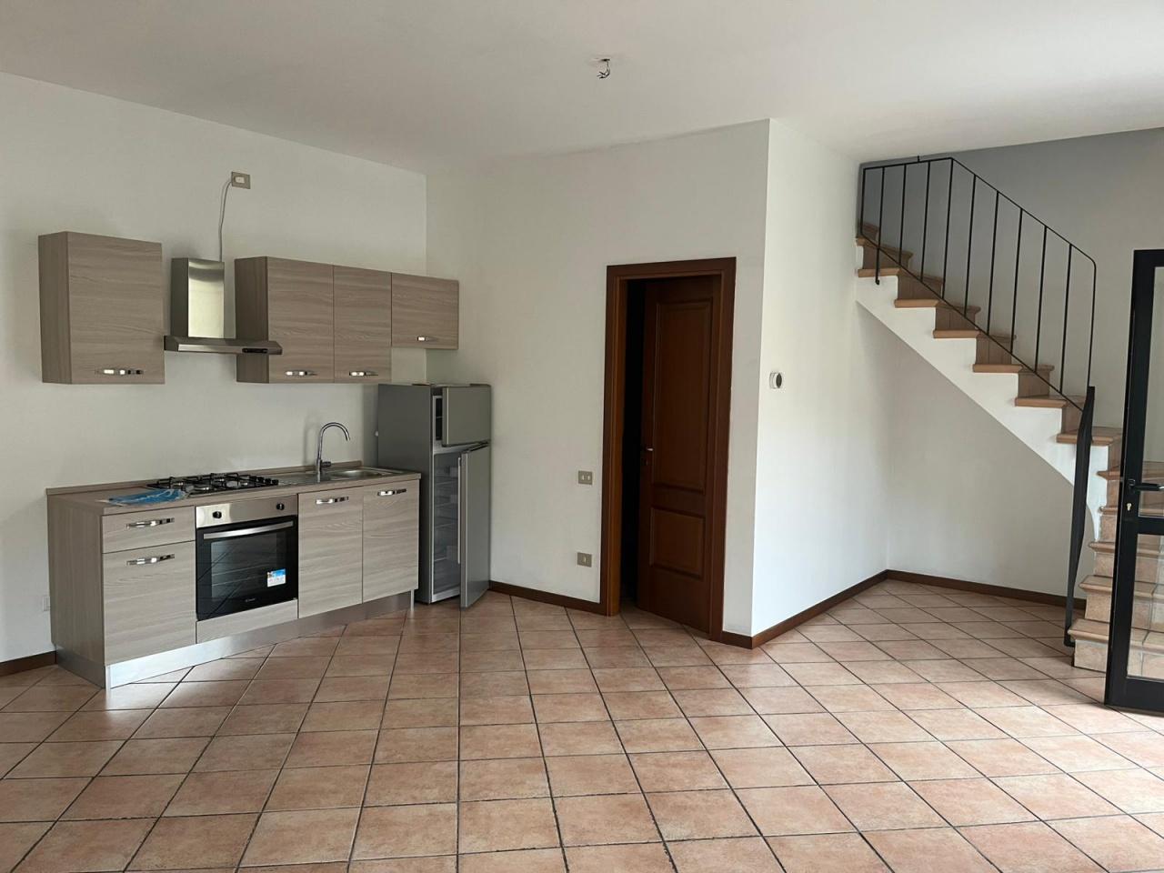 Mieten Zwei zimmer, Monza foto