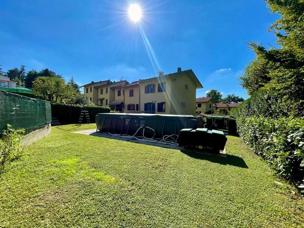 Vendita Villa a schiera, Azzate foto