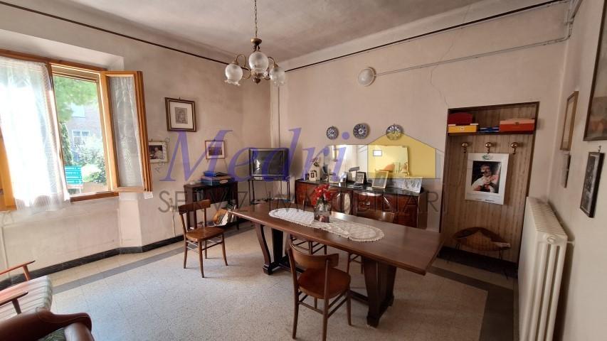 Vendita Multivani, Longiano foto