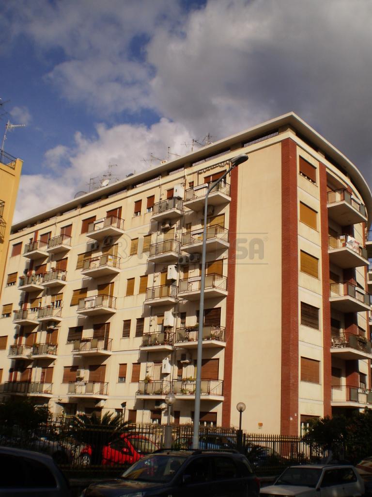 Affitto Quadrivani, Messina Affitto Quadrivani, Messina foto