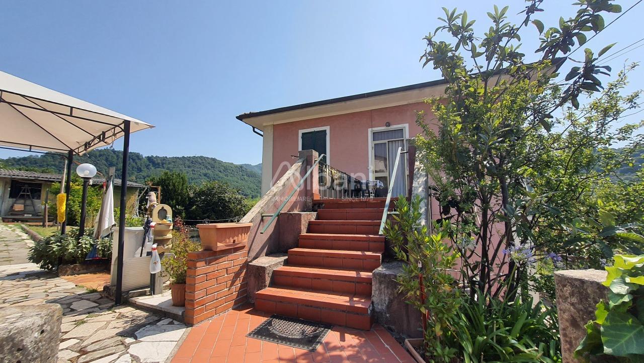 Vendita Esavani, Aulla foto