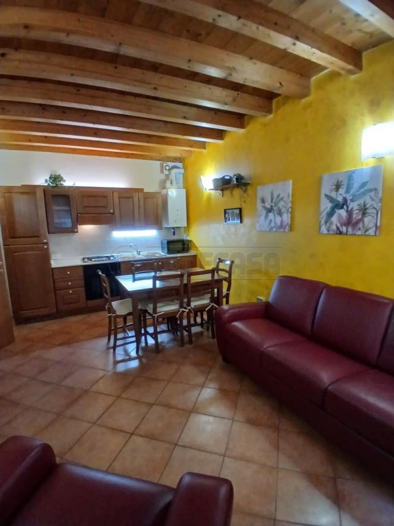 Affitto Bivani, Crema foto