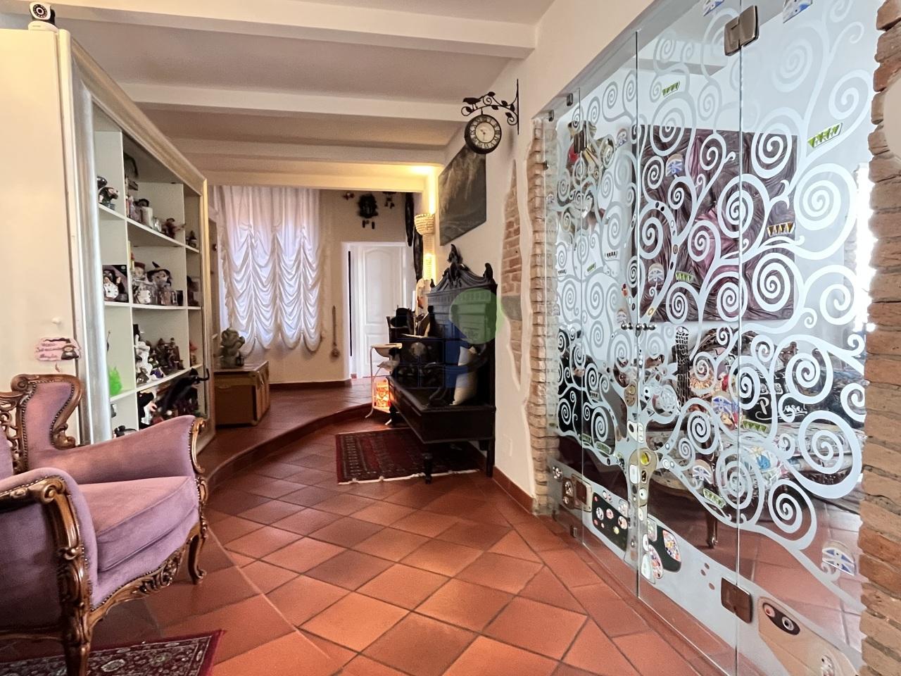 Vendita Multivani, Livorno foto