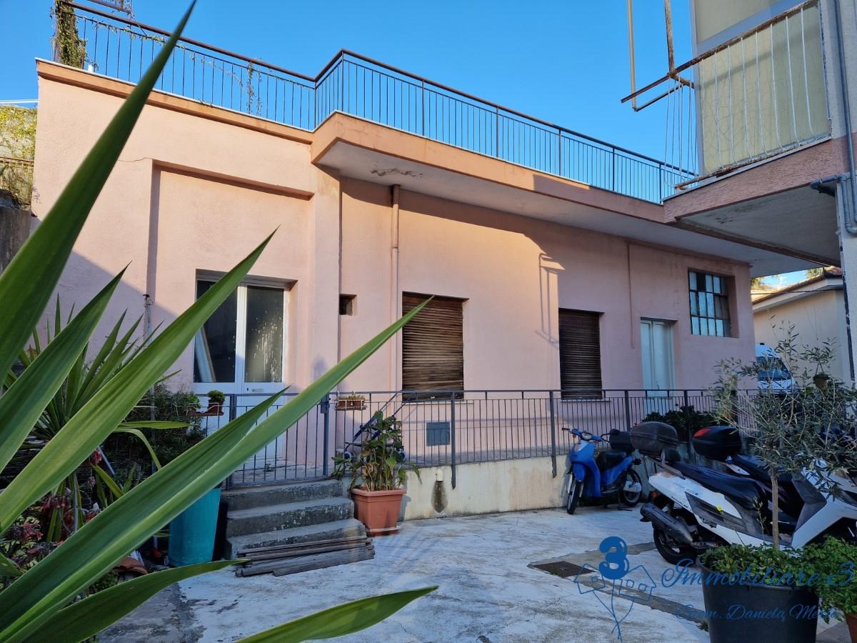 Vendita Pentavani, Alassio foto