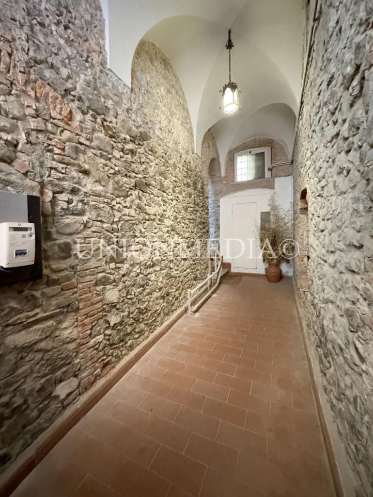 Vendita Pentavani, Sarzana Vendita Pentavani, Sarzana foto