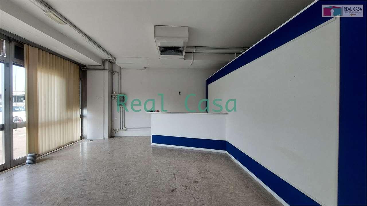 Affitto affitto, Modena Affitto affitto, Modena foto