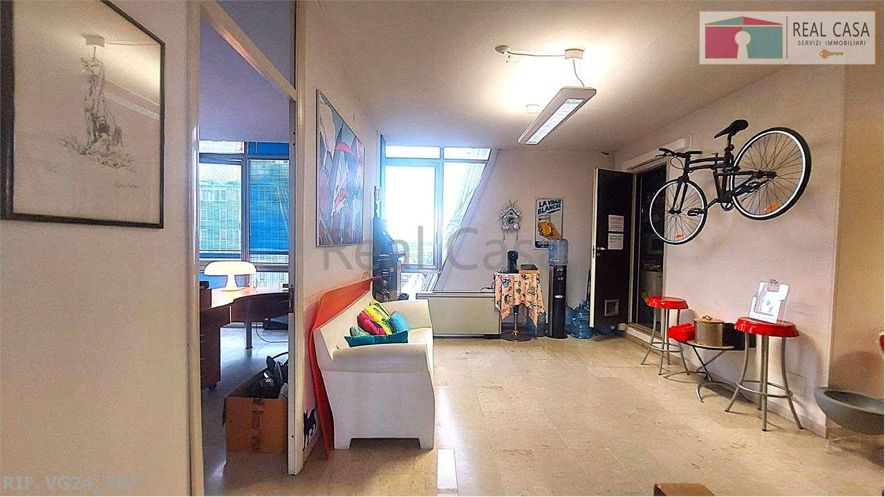 Vendita vendita, Modena foto
