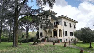 Vendita Case, Lucca