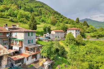Vendita Casa Indipendente, Gargnano Vendita Casa Indipendente, Gargnano