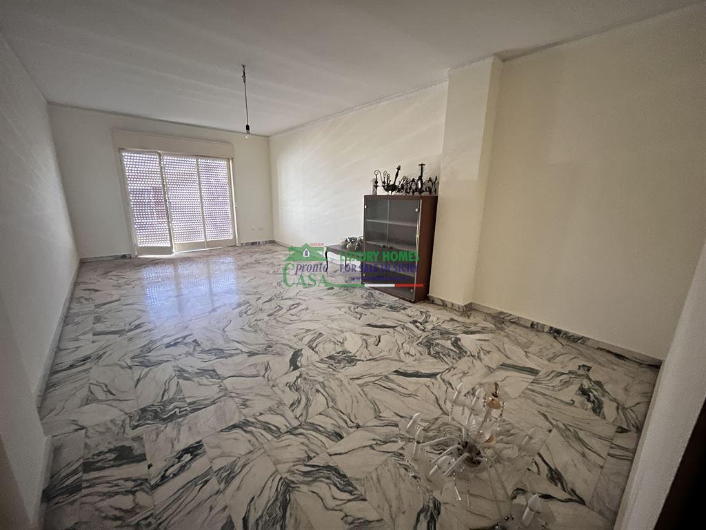 Affitto Appartamento, Comiso foto