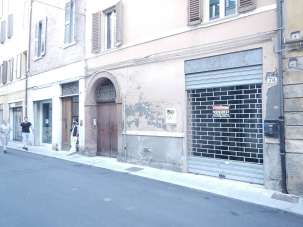 Vendita Negozio, Ferrara