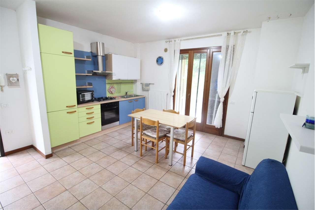 Vendita vendita, Petriano foto