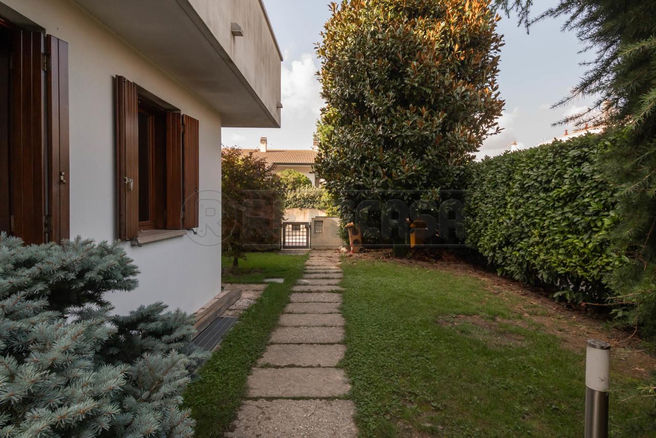 Vendita Pentavani, Casier foto