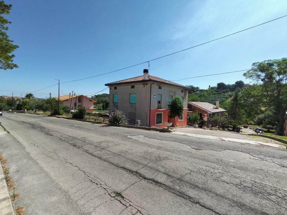 Vendita Multivani, Castel Frentano foto