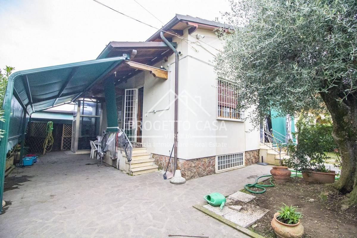 Vendita Casa indipendente, Camaiore foto