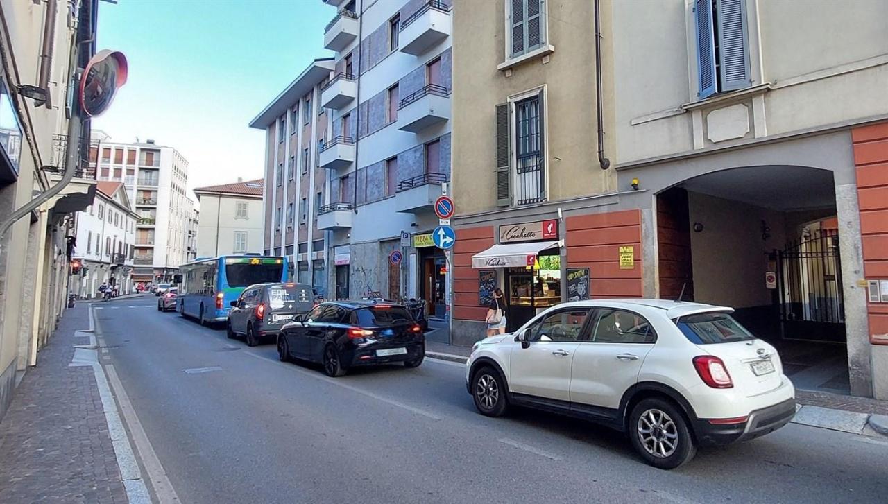Affitto Negozio, Monza foto