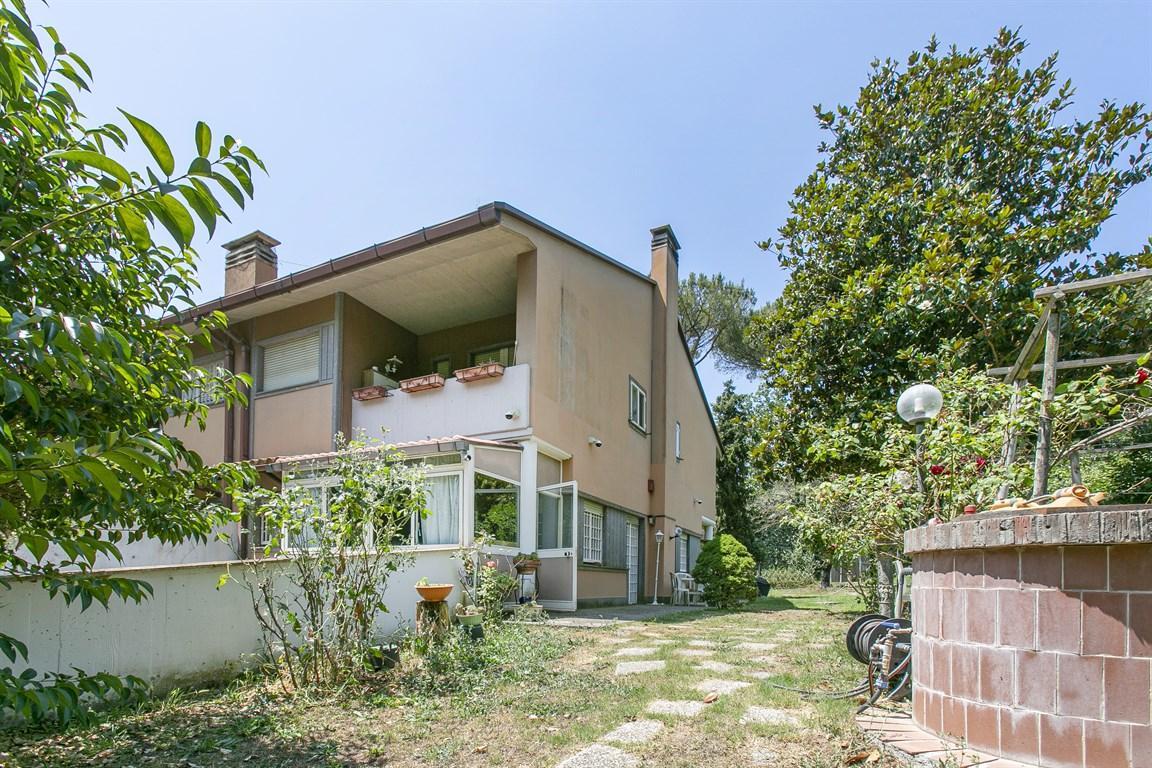 Vendita Villa a schiera, Roma foto
