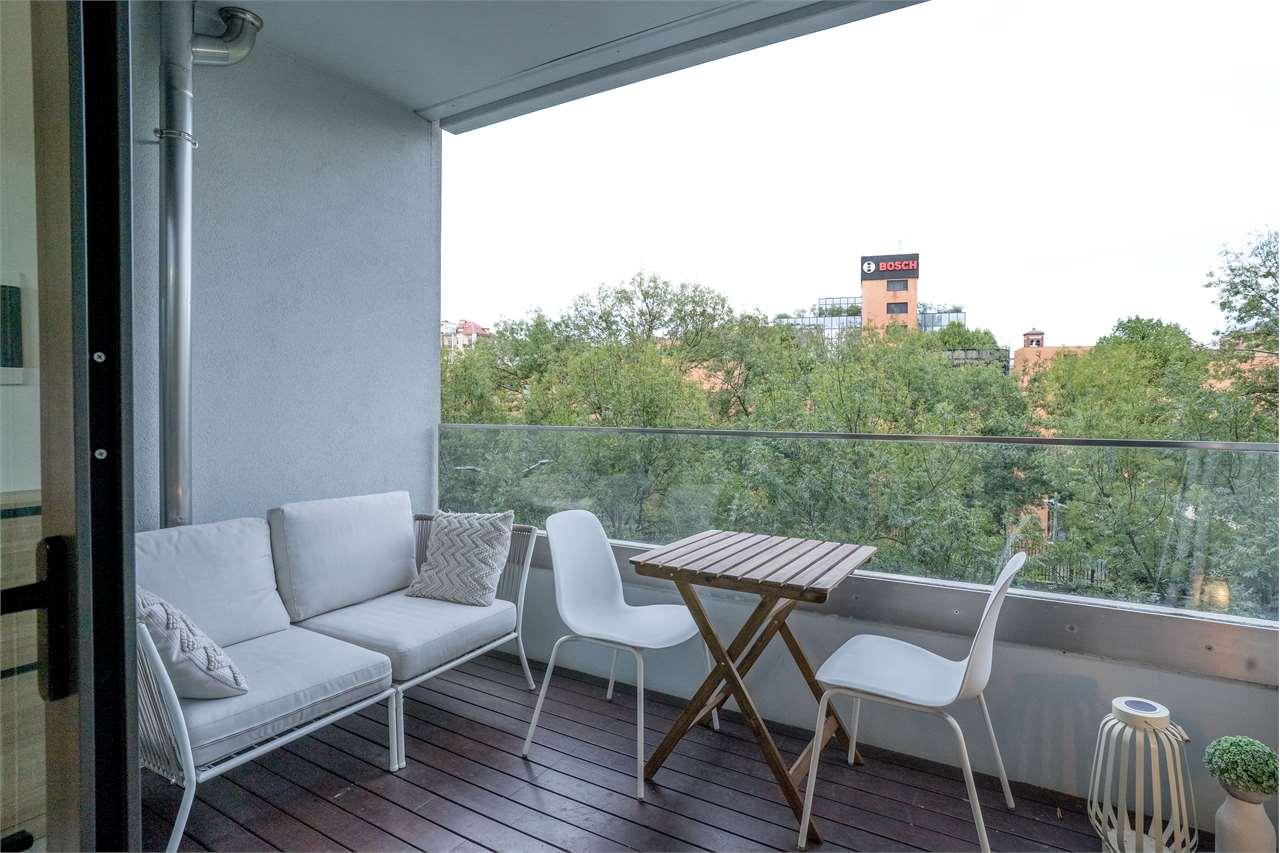 Vendita vendita, Milano foto