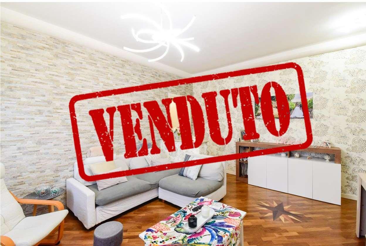 Vendita vendita, Desio foto