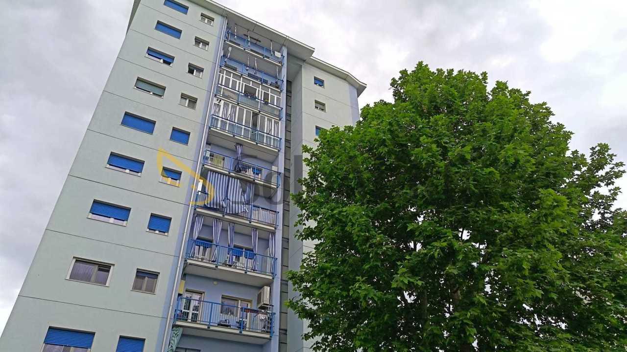 Affitto Quadrivani, Torino Affitto Quadrivani, Torino foto