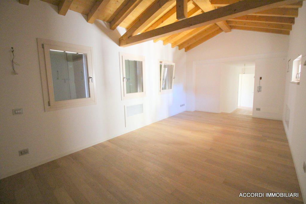 Vendita Quadrivani, Pieve di Soligo foto
